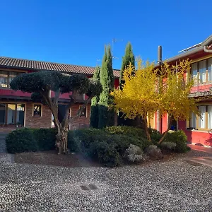 https://cozy-flat-parking-close-to-city-center-airport.it-lombardy.com